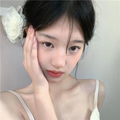 女记者的日记